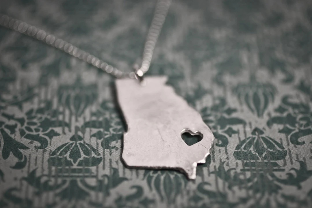 i heart Georgia State Necklace - Silver Georgia Necklace State Necklace GA State Charm Personaliz... | Etsy (US)
