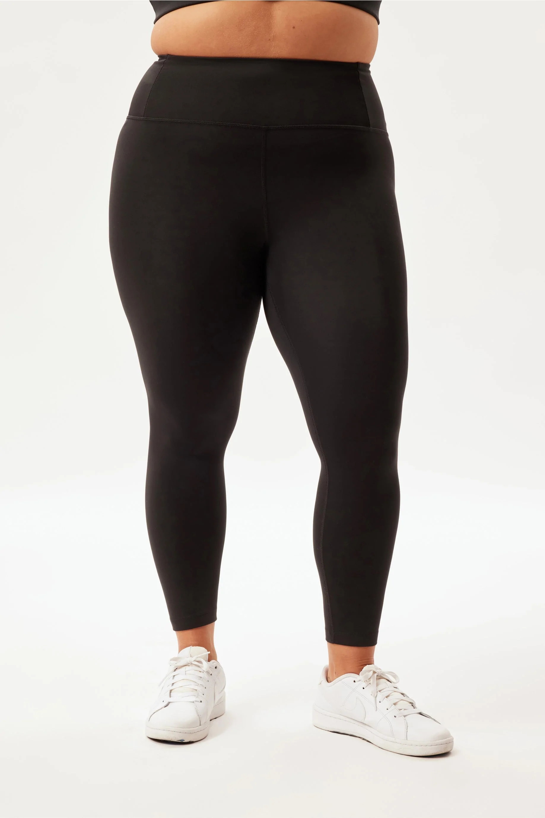 Black FLOAT Ultralight Legging 28.5”l | Girlfriend Collective