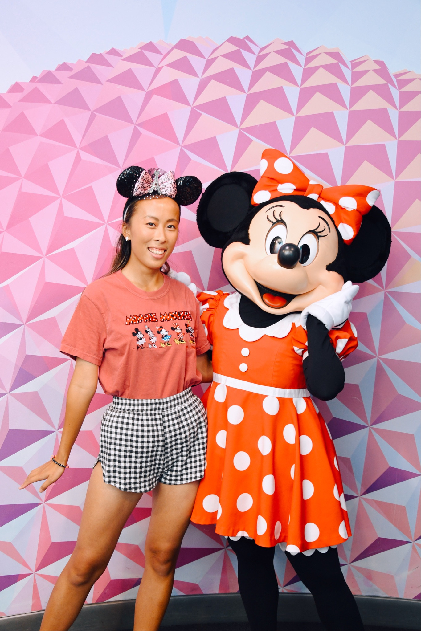 Miss Minnie Mouse 🐭
Tee is from OnceUponaThreadShop! Use my code sharon10 to save 💖