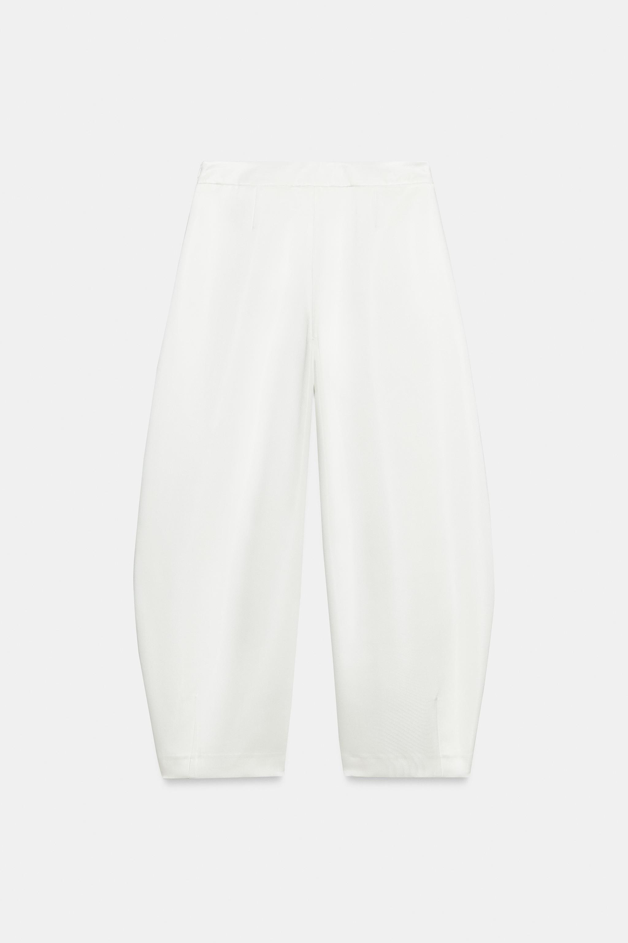 Gr\u00f6\u00dfe des Models: 178 cmHose mit mittelhohem Bund. Weit geschnittenes Bein, das zum Kn\... | Zara DE