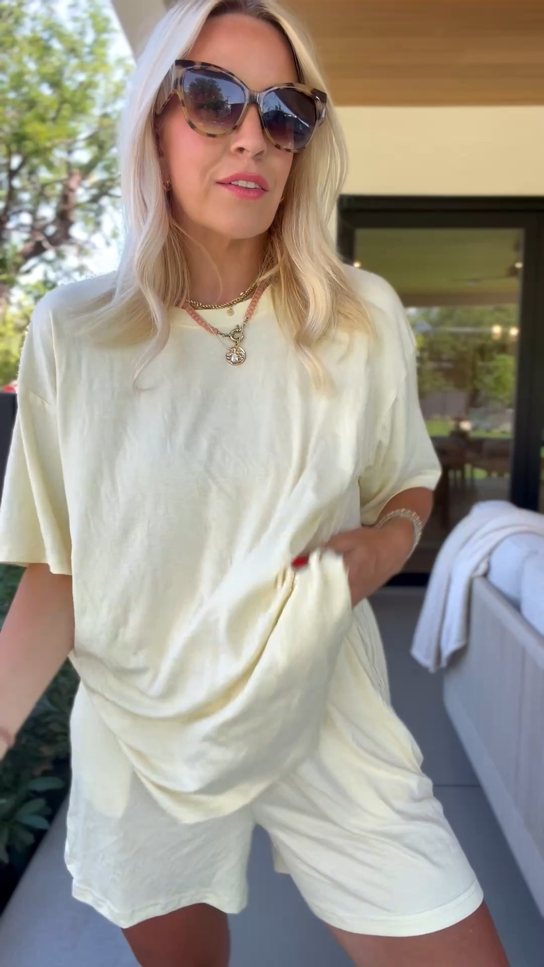 I did a size medium and I love how it fits! Linking some other sets I love by the same brand (they feel like
Skims!)