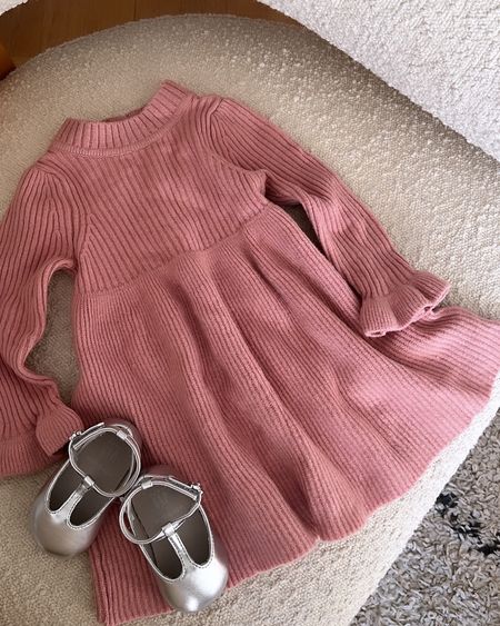 40% off sale at GAP. so many cute baby finds for holiday! 