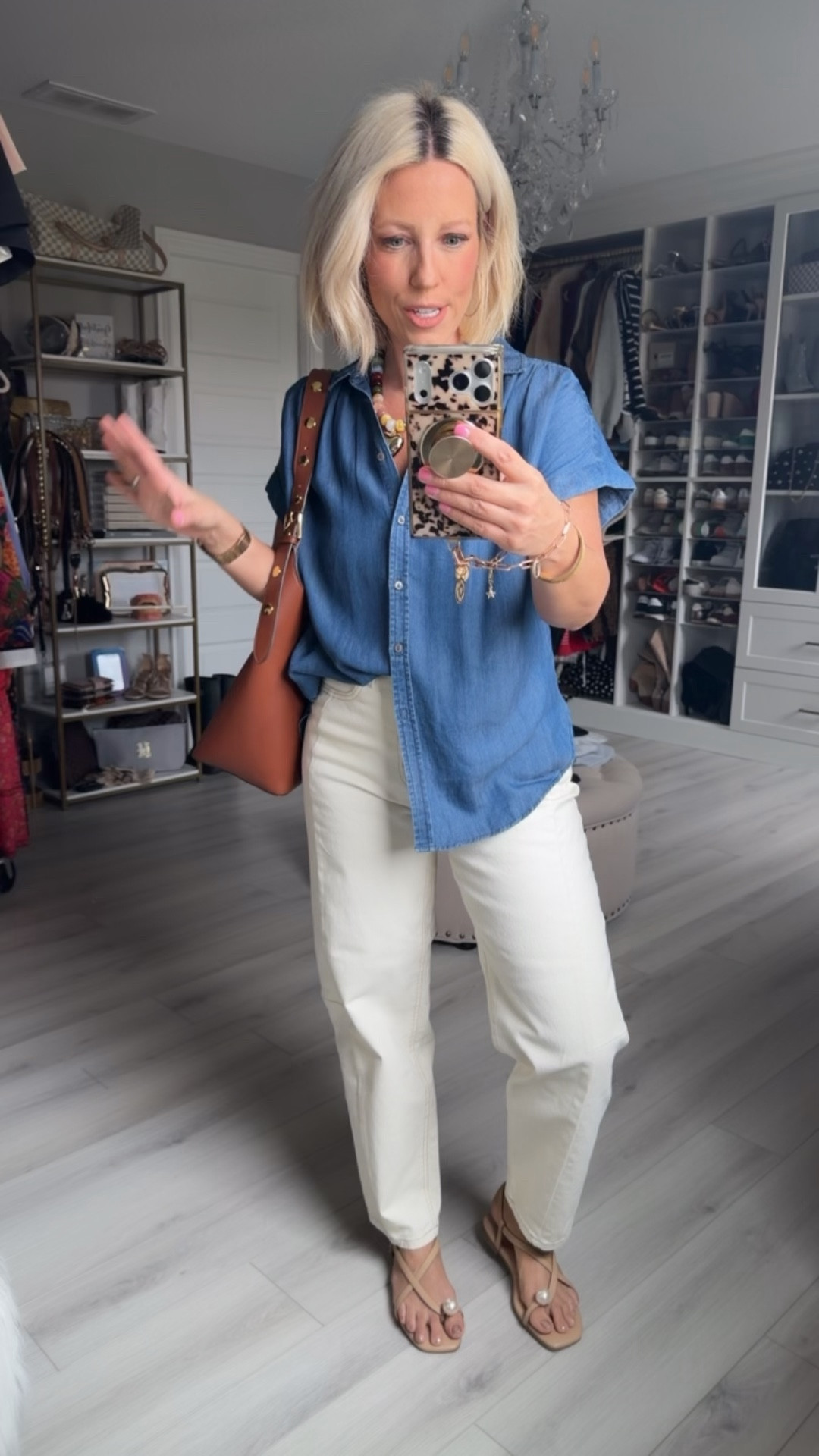 My current favorite pair of denim now comes in an off-white wash!!! Perfect for spring!!!
⬇️⬇️⬇️
Top small
Jeans size 6 
Sandals TTS

#LTKSeasonal #LTKOver40 #LTKSaleAlert