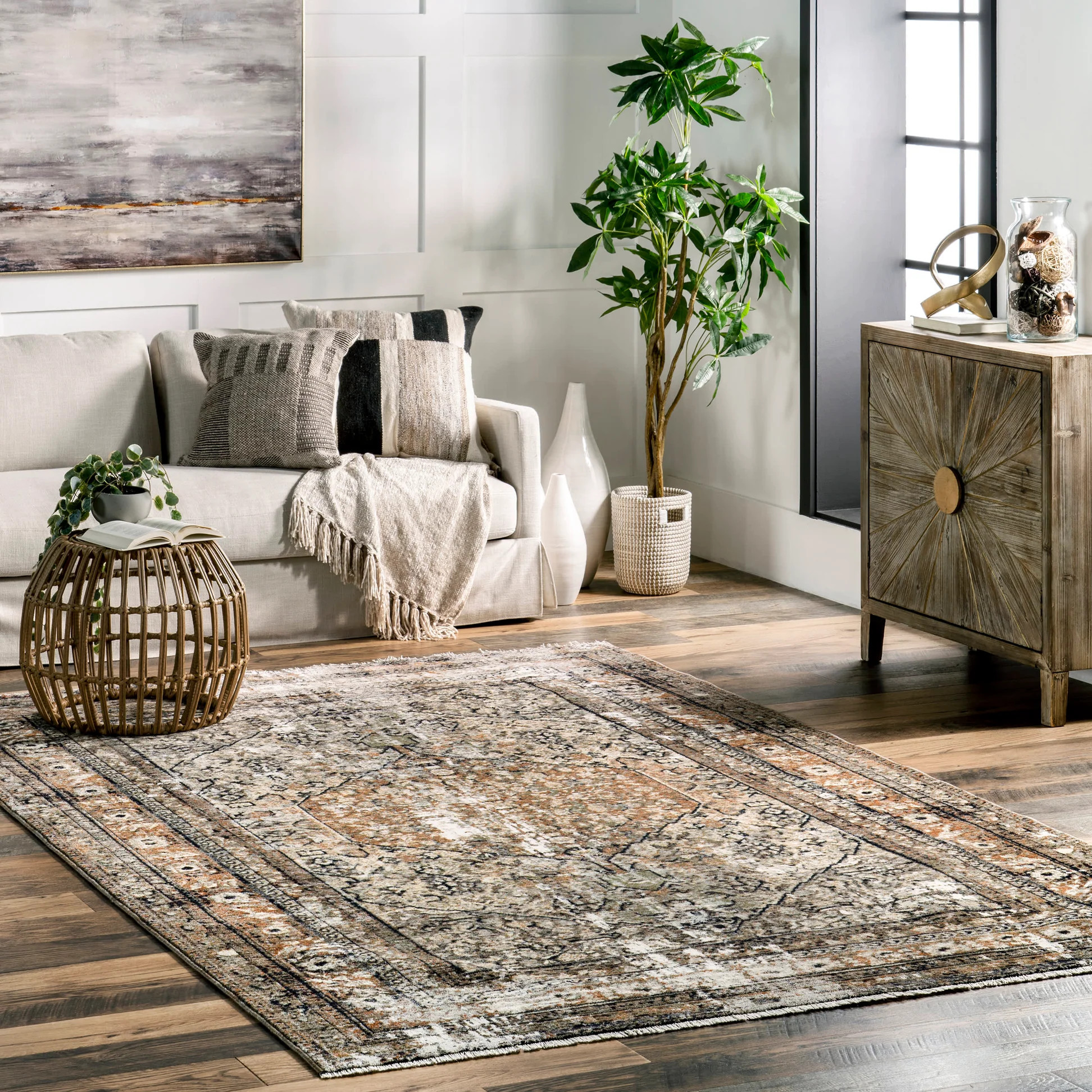 Vintage Medallion Fringe Rug | Beige | Rugs USA