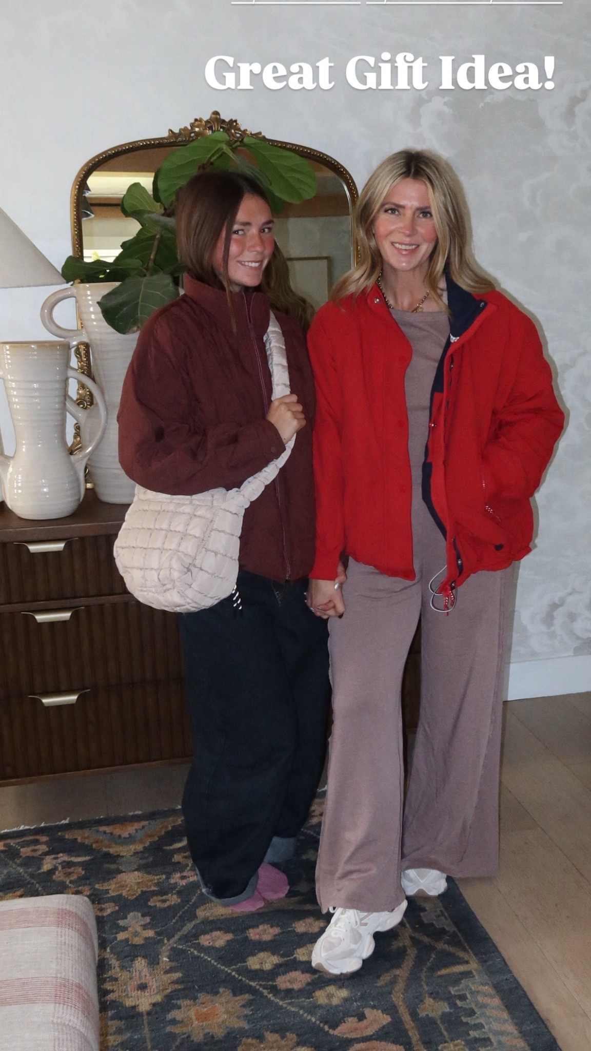 Sized up in jackets (in medium)

@fpmovement #fpmovementpartner