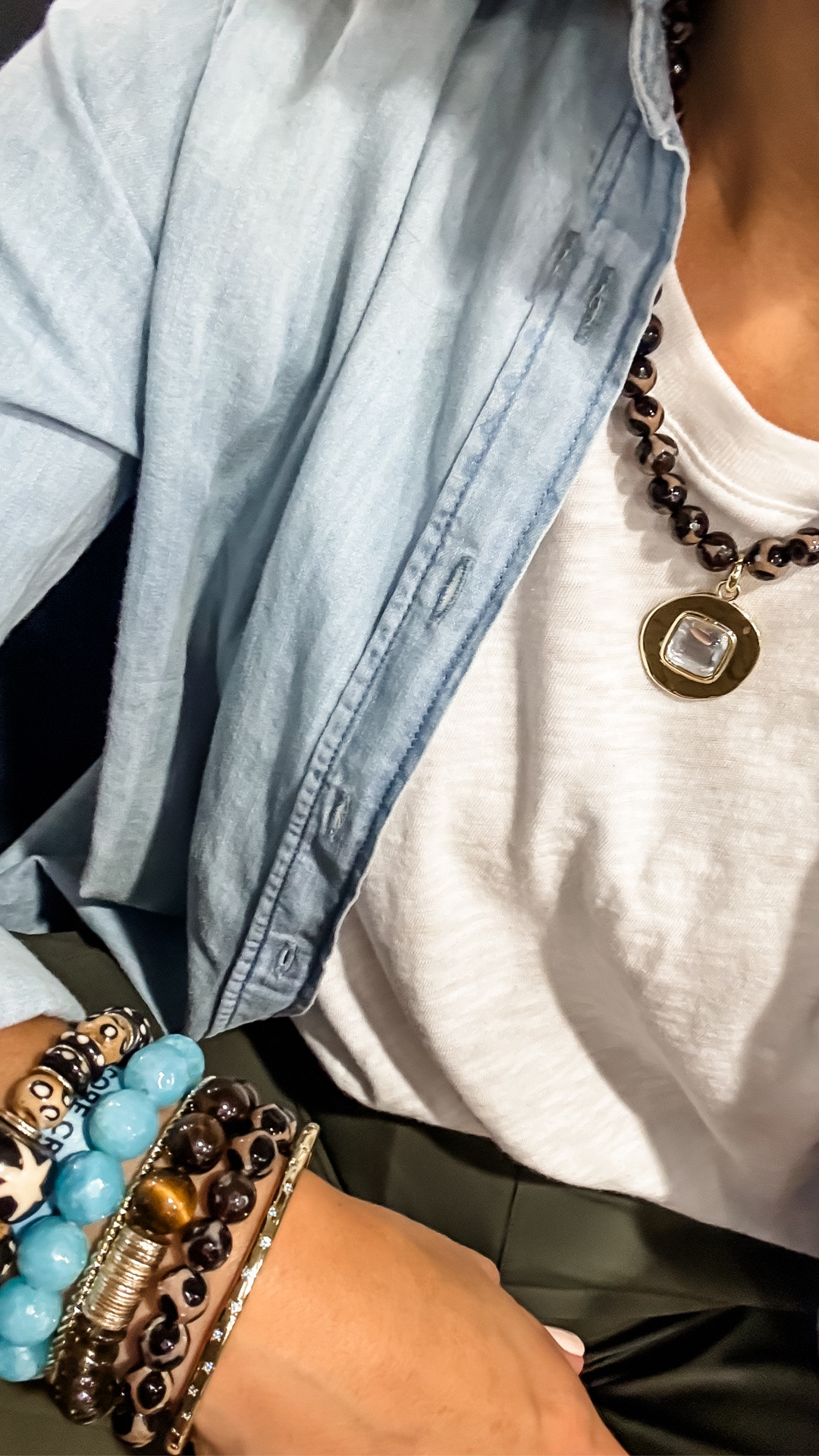 Jewelry code: HOUSEOFLEO20.

#LTKSaleAlert #LTKOver40