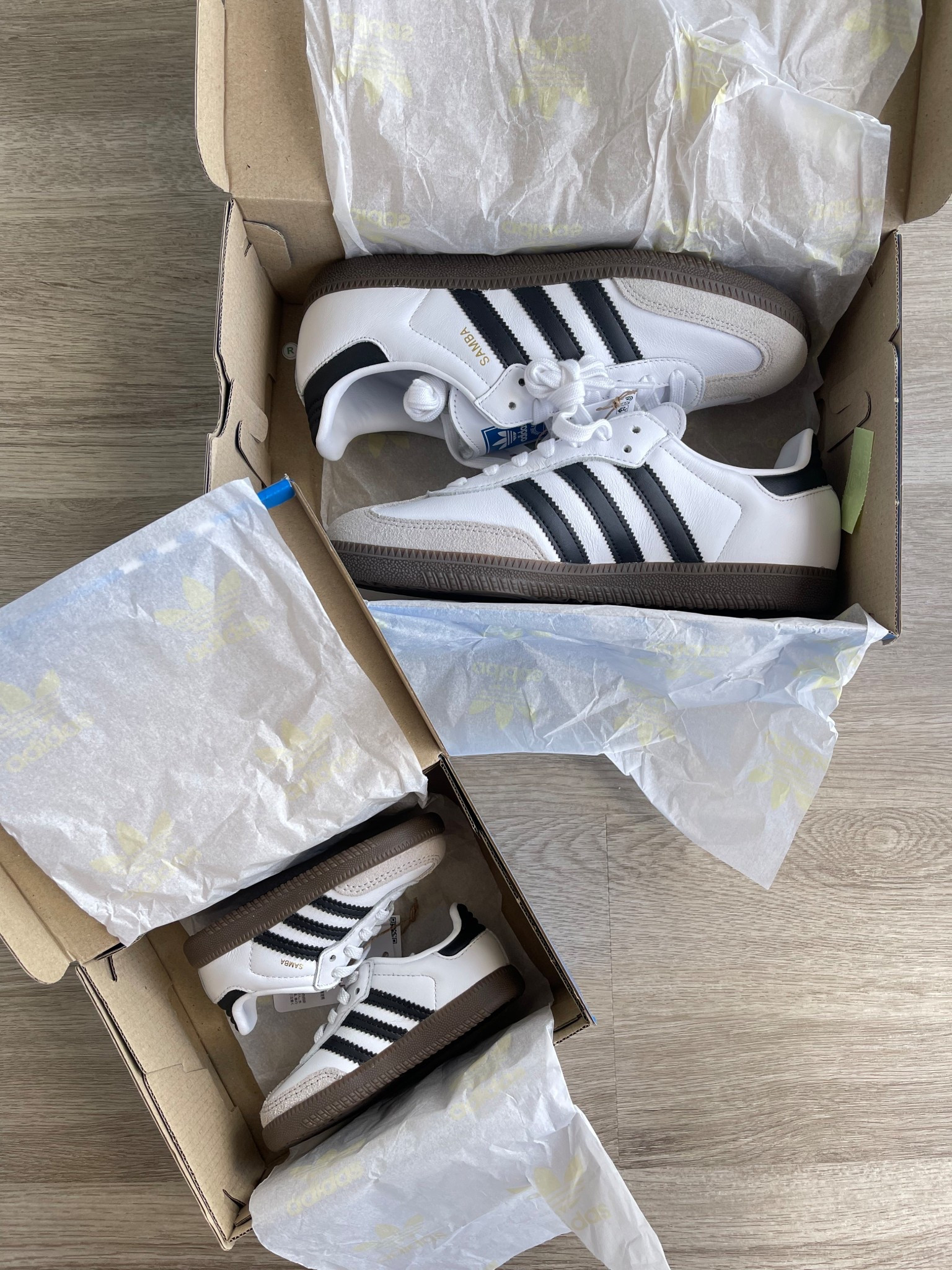 Matching with my mini 🤍🖤

#LTKShoeCrush #LTKBaby #LTKStyleTip