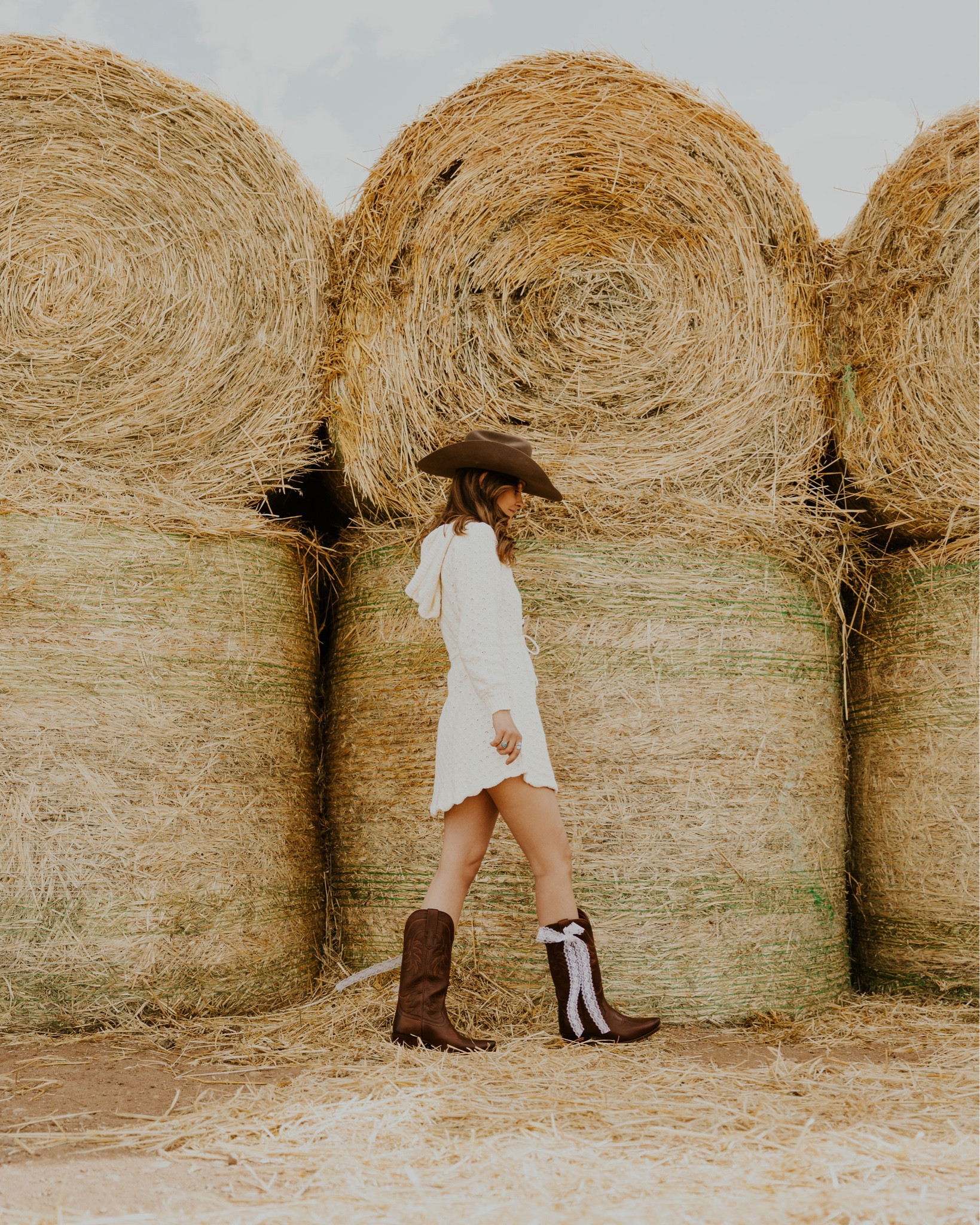 As the crisp air of fall settles in, there's something about the season that just feels right in cowboy boots. Whether you're walking through fallen leaves, riding your horse under a golden sunset, or heading into town, life feels grounded and free. #tecovas 

#LTKFallSale #LTKSeasonal #LTKShoeCrush