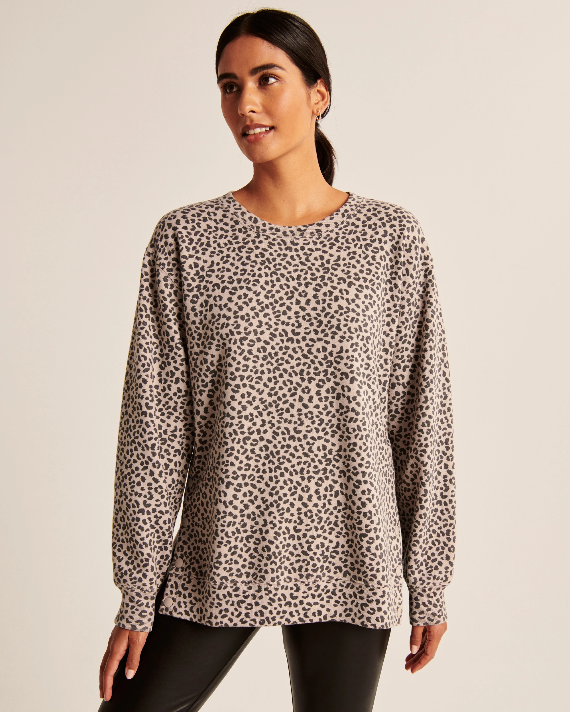 Side-Snap Boyfriend Sweatshirt | Abercrombie & Fitch (US)