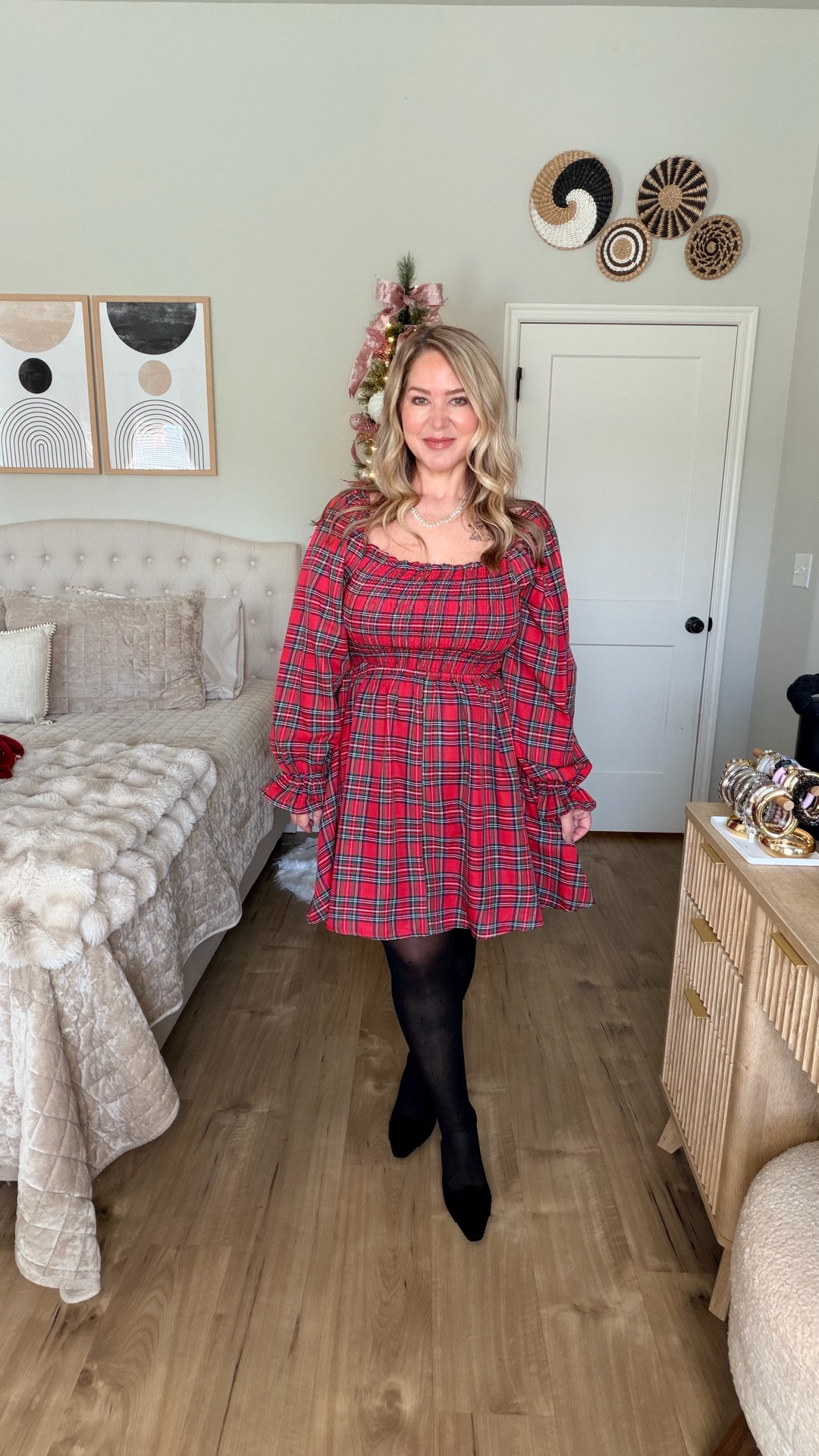 Size large in everything 

Use code IRONMOM15 to save 15% on orders $65+ or code IRONMOM20 to save 20% on  orders $135+ on the Cupshe website 

#LTKOver40 #LTKPetite #LTKMidsize