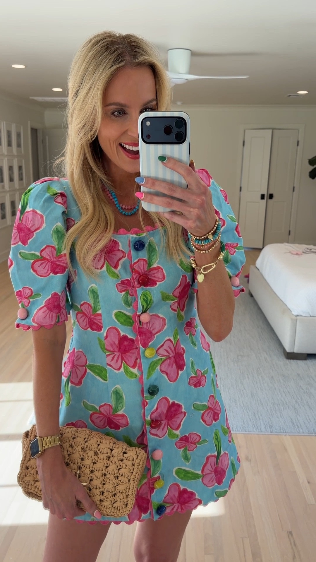 Obsessed with this CeliaB dress!