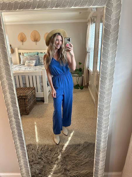 Target stopped selling this exact jumpsuit but I found a new one that I tried on and is just as good. Click the link for more! 

#LTKfindsunder50 #LTKtravel #LTKGiftGuide