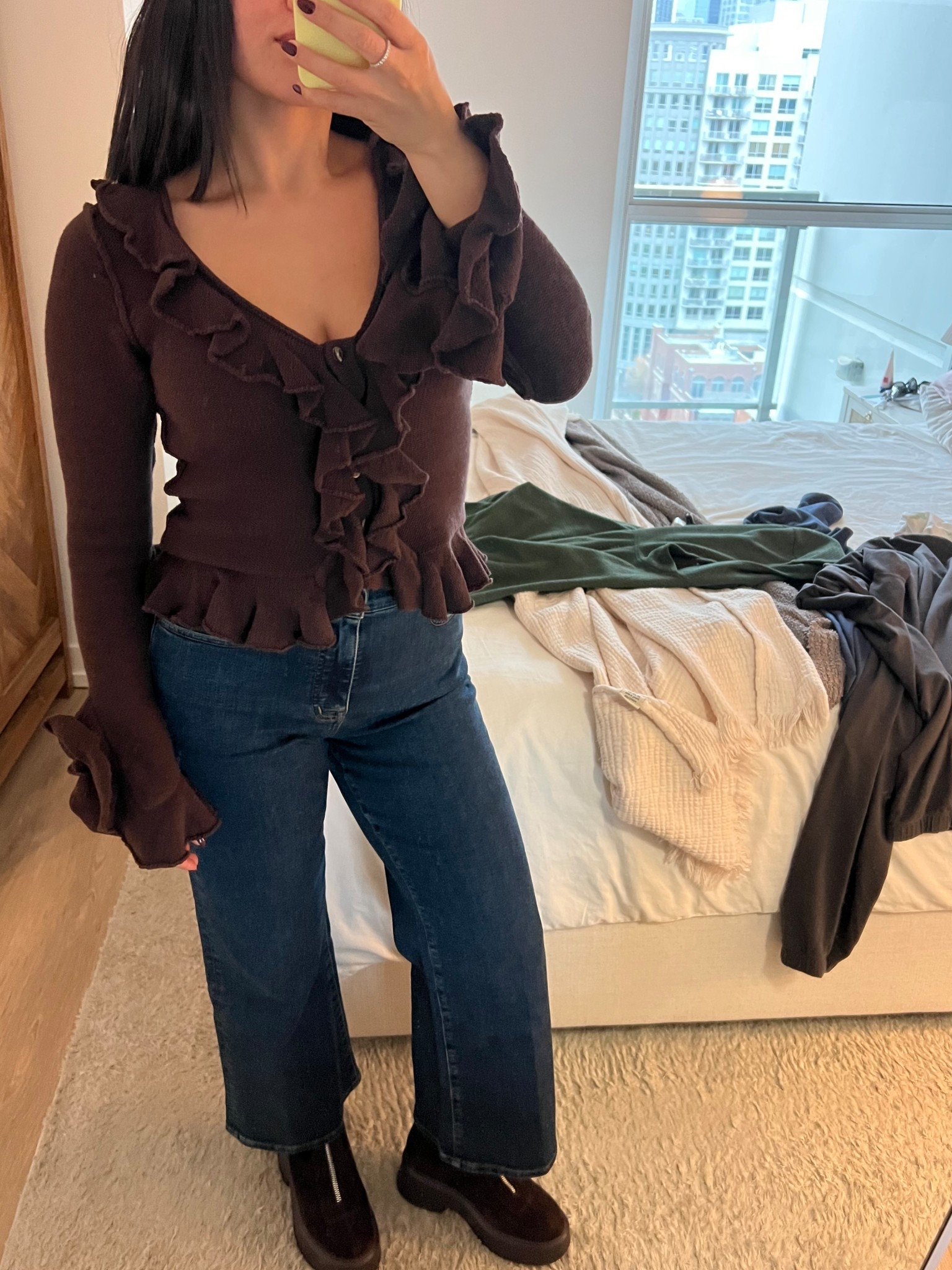 Casual errands outfit. S in top 26P in denim (tts) 20% off madewell denim!! 

#LTKootd #LTKPetite #LTKCyberWeek