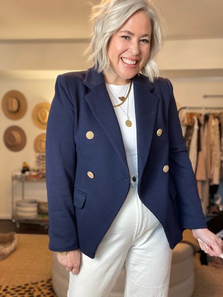GibsonLook blazer is 30% off 
Code WANDA30
Wearing a large 

Casual outfit, work outfit

#LTKFind #LTKHoliday #LTKSeasonal