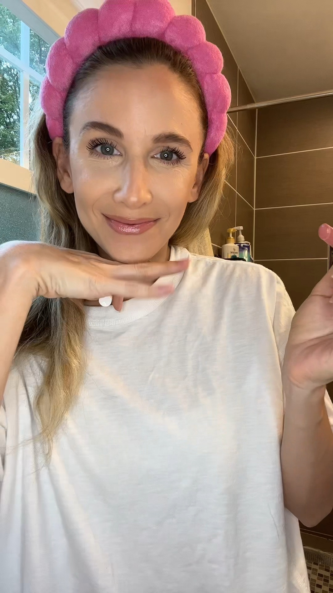 Loving these new Tarte makeup products!!

Makeup, foundation, glow wand, brow liner, brow gel, tubing mascara, maracuja lip plump

#LTKfindsunder100 #LTKfindsunder50 #LTKbeauty