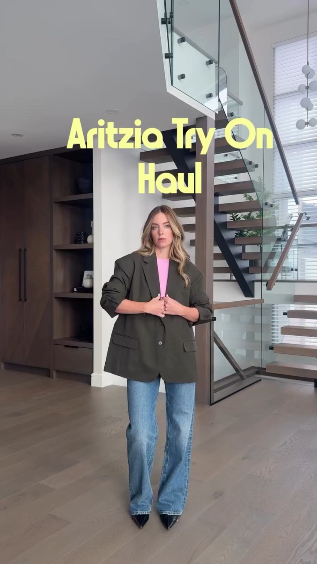 @aritzia new arrivals are too good to not share 99 times in one post.

This blazer is a petite girls dream!!

Also this took me a ridiculously long time so just like it because I need to feel like I didn’t waste an entire day 😅🩷.

#LTKpetite #LTKstyletip