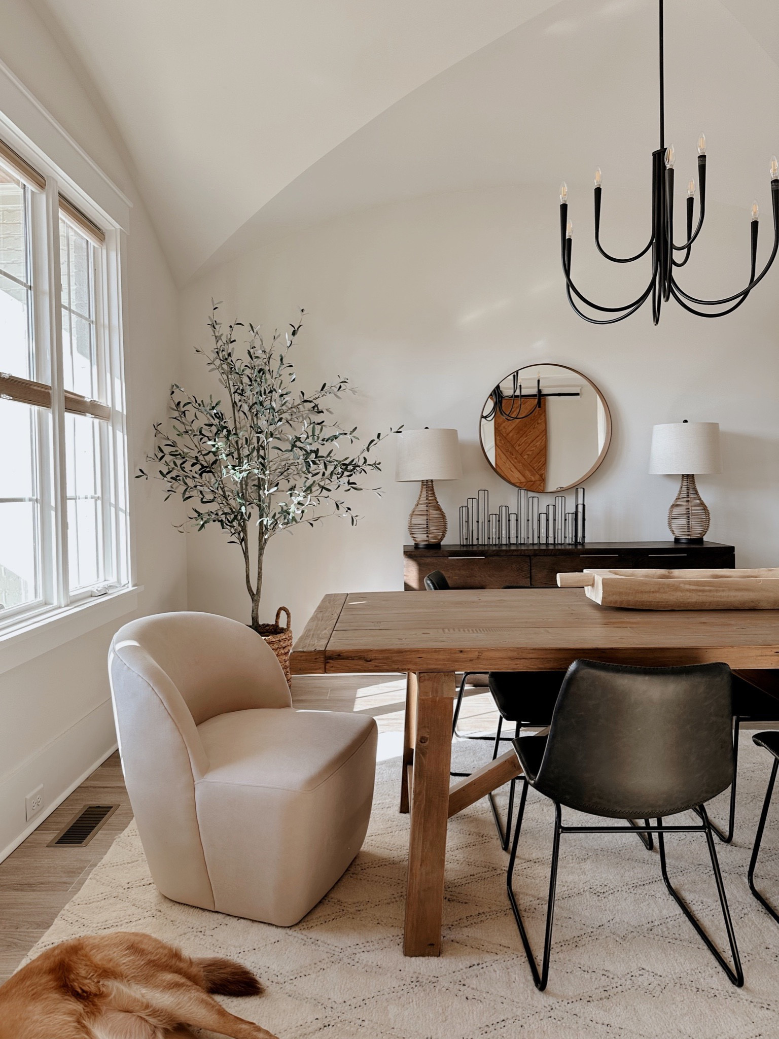 Lulu and Georgia super sale!! I’ve never seen this mirror or these rugs so low 😍

#LTKhome