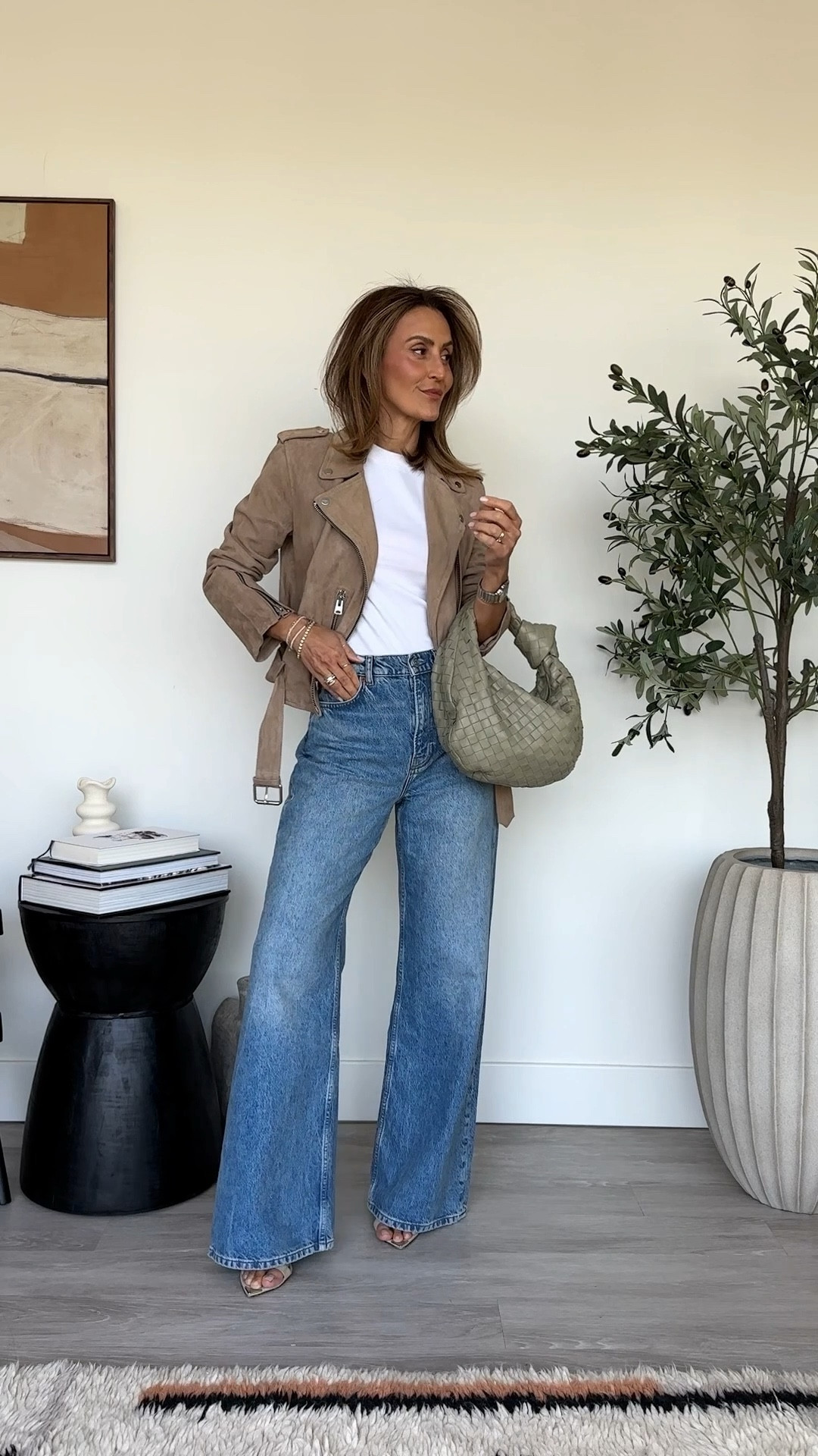 Spring wardrobe refresh coming for you! Styling lots of goodies for the upcoming season with my favorite pair of jeans! And a little dress for vacation! Size 26 in jeans, 6 in suede jacket and small on everything else! 

@nordstrom #Nordstrompartner 

#LTKWatchNow #LTKStyleTip #LTKSeasonal