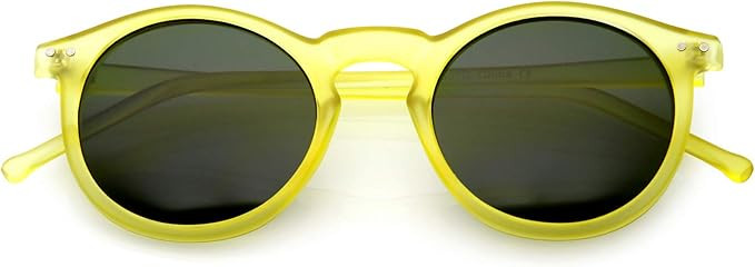 Vintage Retro Horn Rimmed Round Circle Sunglasses with P3 Keyhole Bridge | Amazon (US)