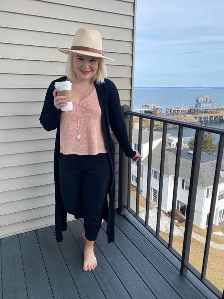 This long cardigan is perfect to wear when traveling. It is long and I feel like I am wearing a blanket, but lightweight enough that it isn’t to bulky. 

#LTKFind #LTKtravel #LTKfit