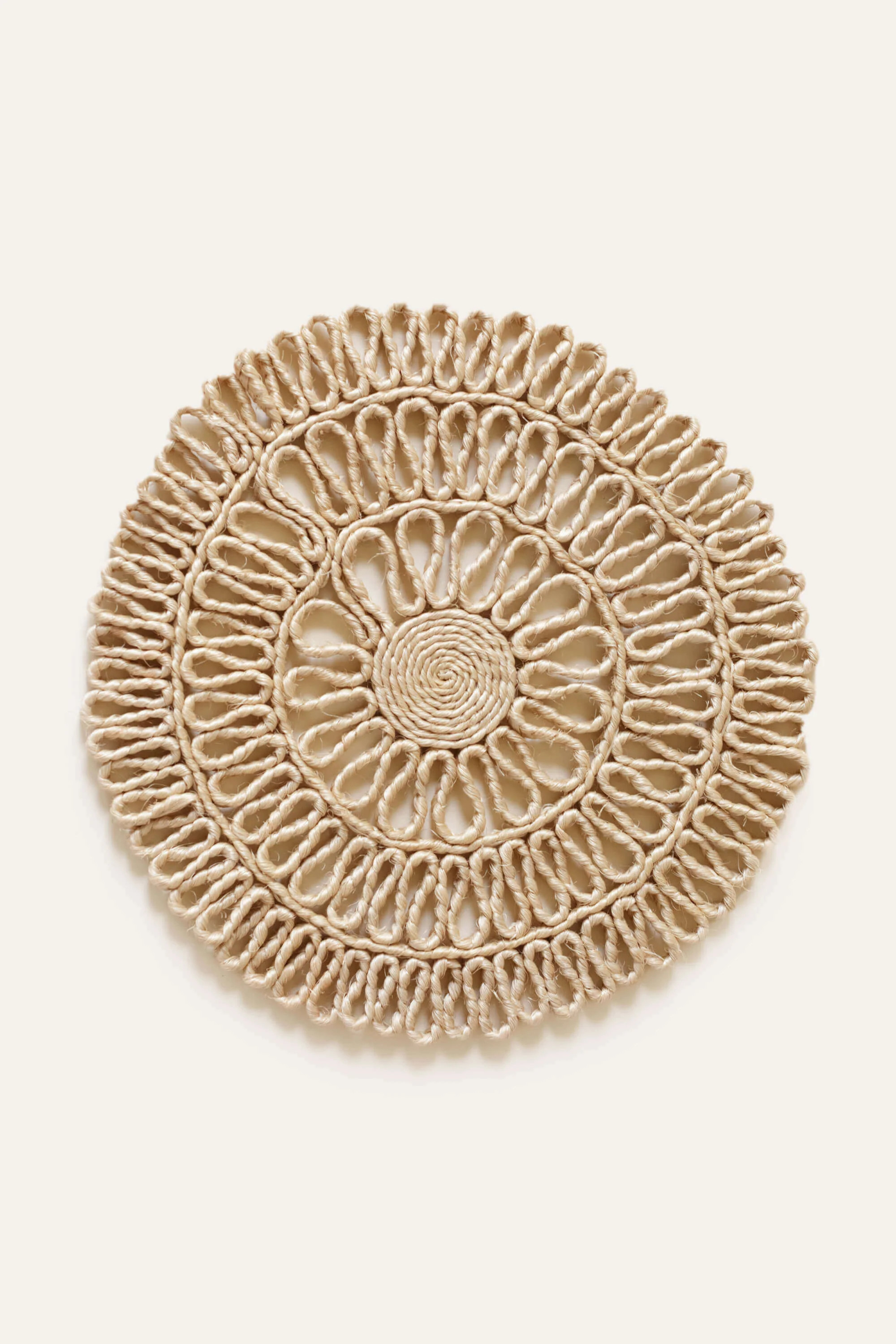 Lattice Placemat White Sisal | Jones & Daughters