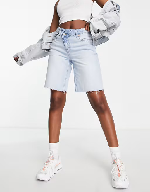 Weekday organic cotton Zen denim short in pale blue | ASOS (Global)