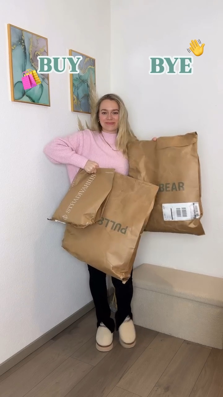 Stradivarius & Pull and Bear Sale Fashion Haul!👗🛍️

#LTKStyleTip #LTKFindsUnder50 #LTKSaleAlert