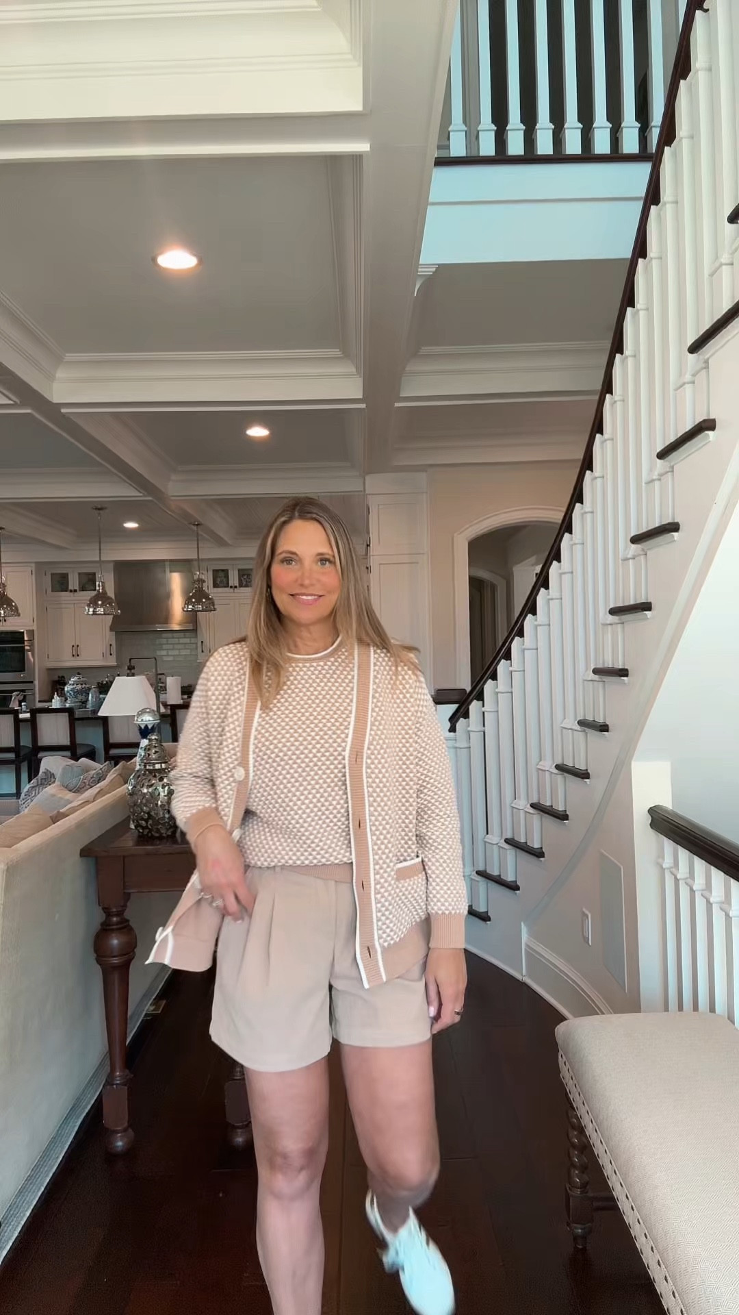 Elegant, but also easy styles to wear all day long! 

Wearing medium in all tops and pants.

#ad
#InVarley
@Varley 

#LTKootd #LTKOver40 #LTKSeasonal