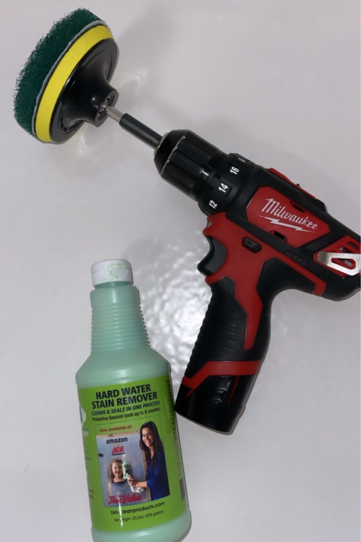 * FYI: for the attachments…. correction; use the GRAY pad for the shower doors  (not the green) ;) 