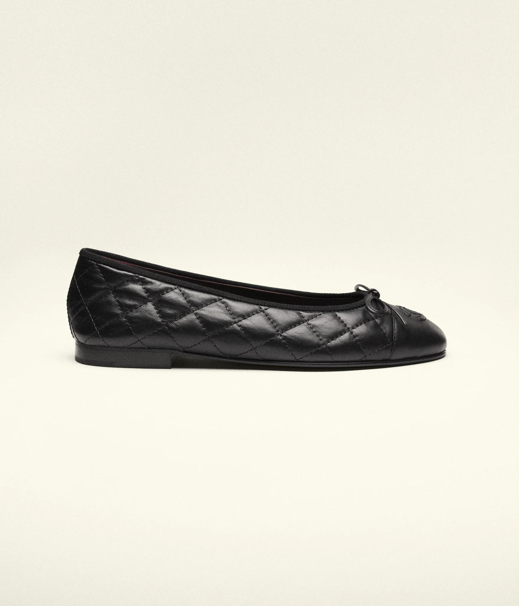 Ballet flats - Aged calfskin, black — Fashion | CHANEL | Chanel, Inc. (US)