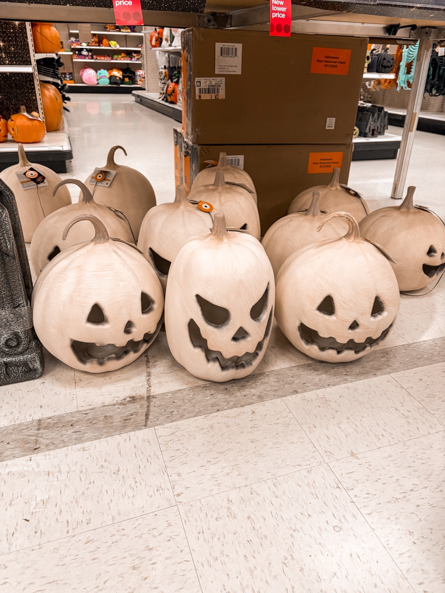 Cream faux hallloween pumpkins