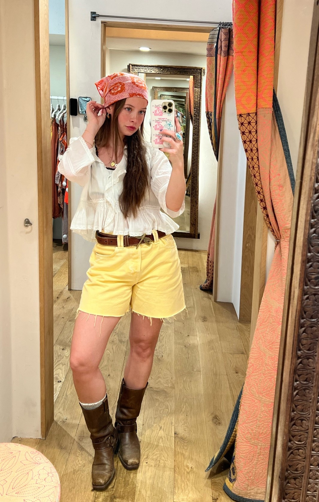 breaking out the jorts !! 🌞✨🪄 #freepeople

#LTKootd #LTKgrwm #LTKstorytime