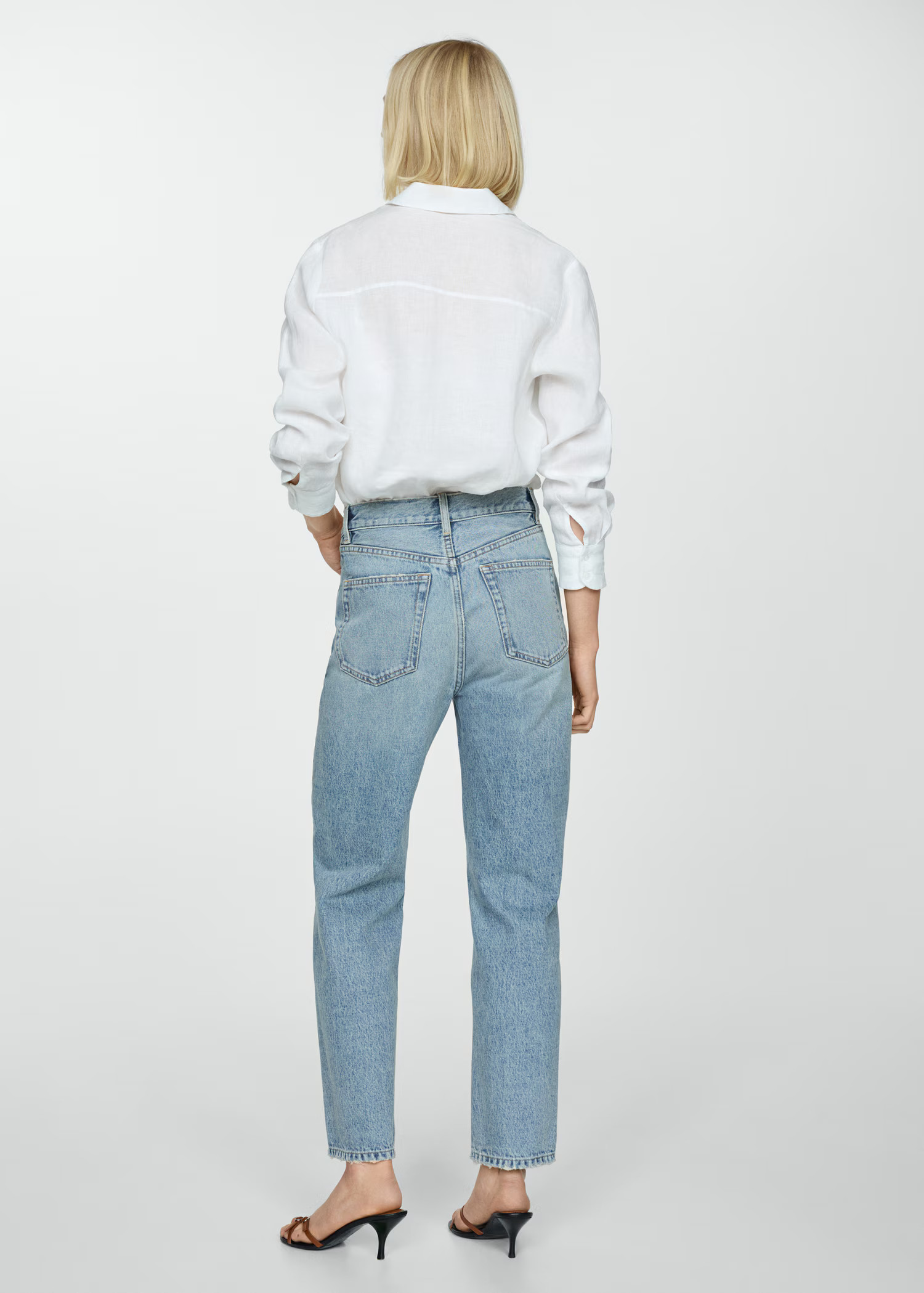 Straight jeans with forward seams | MANGO (UK)