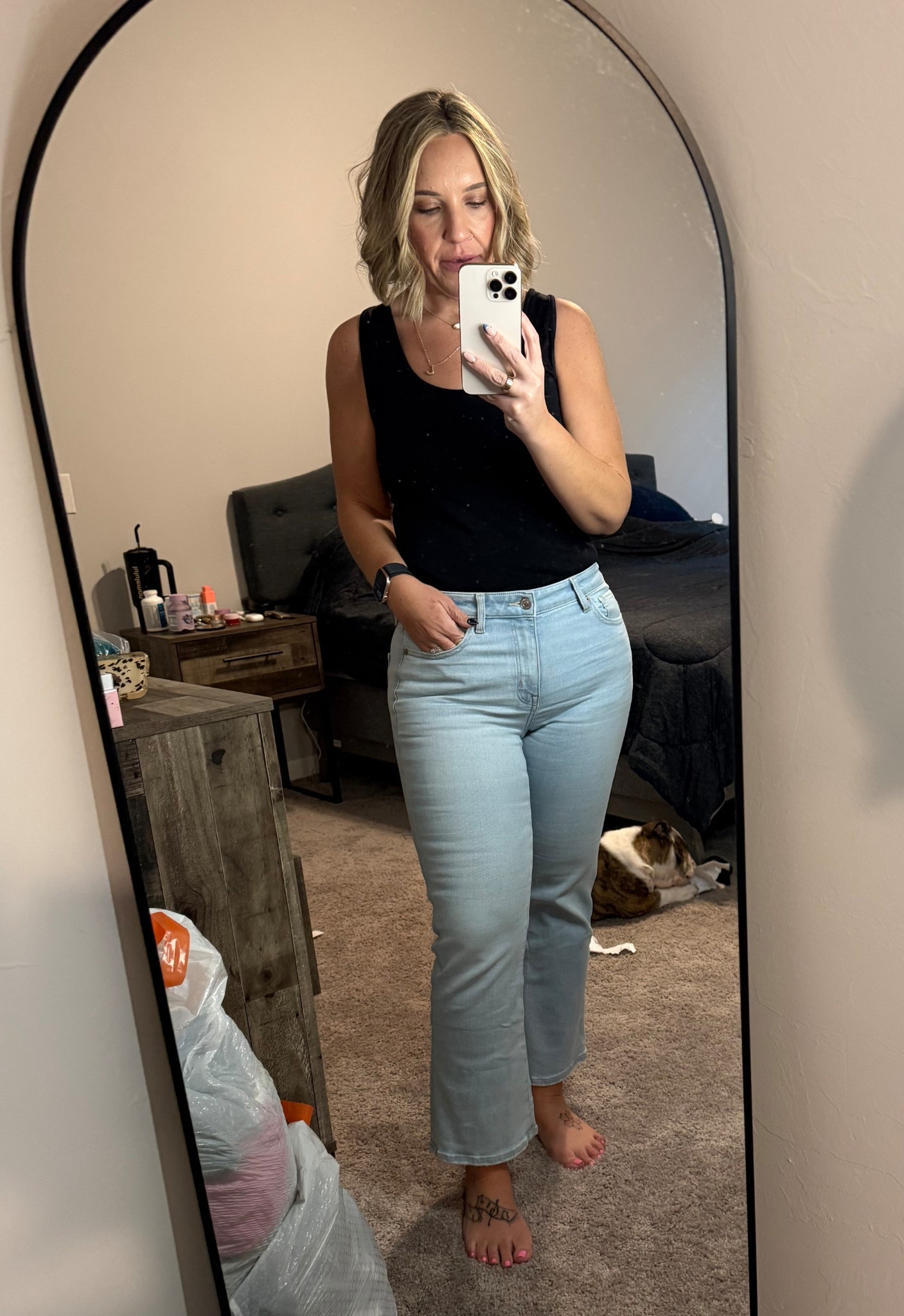 Cutest and comfiest boot crop jeans 

#LTKMidsize