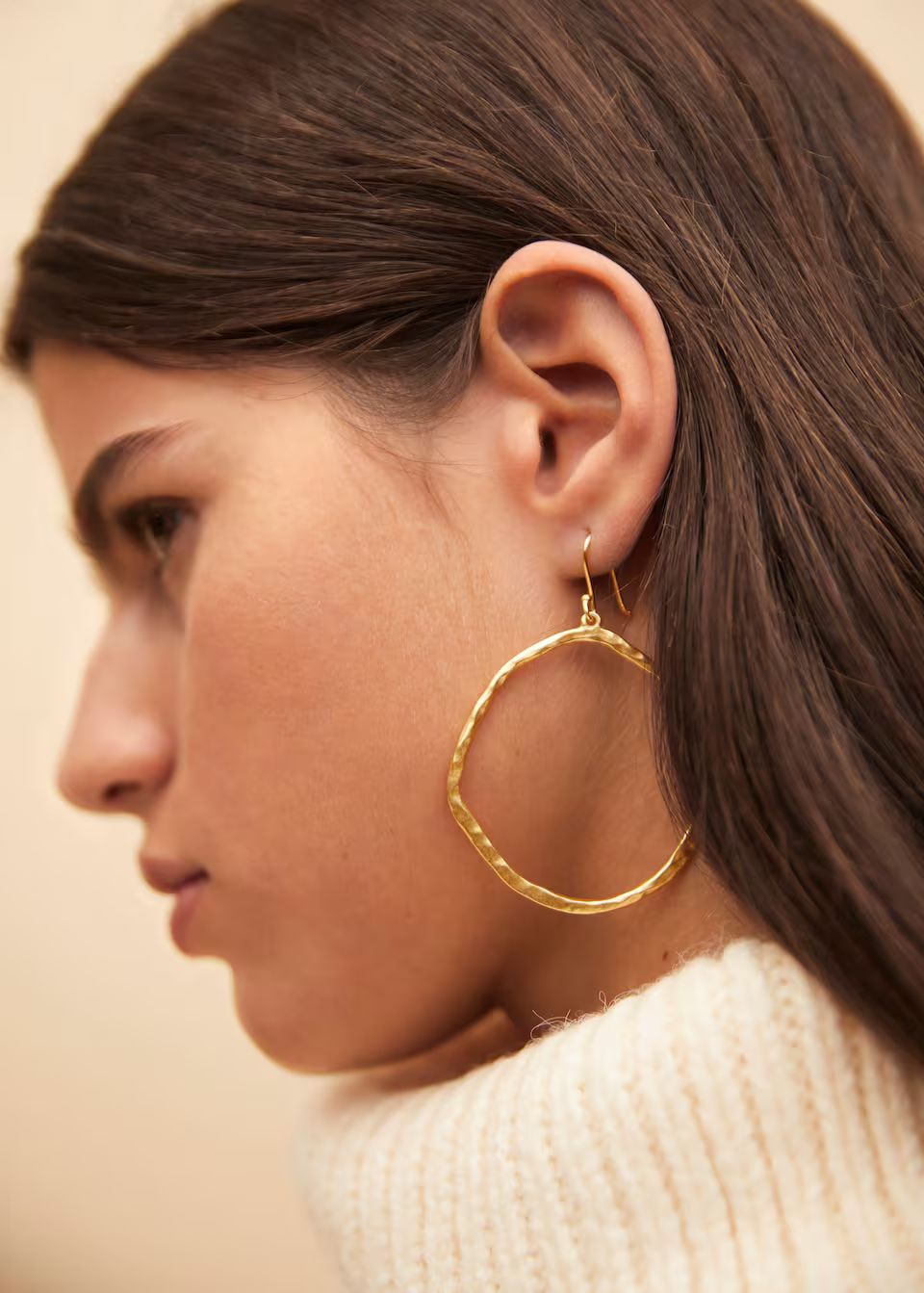 Hoop pendant earrings | MANGO (US)