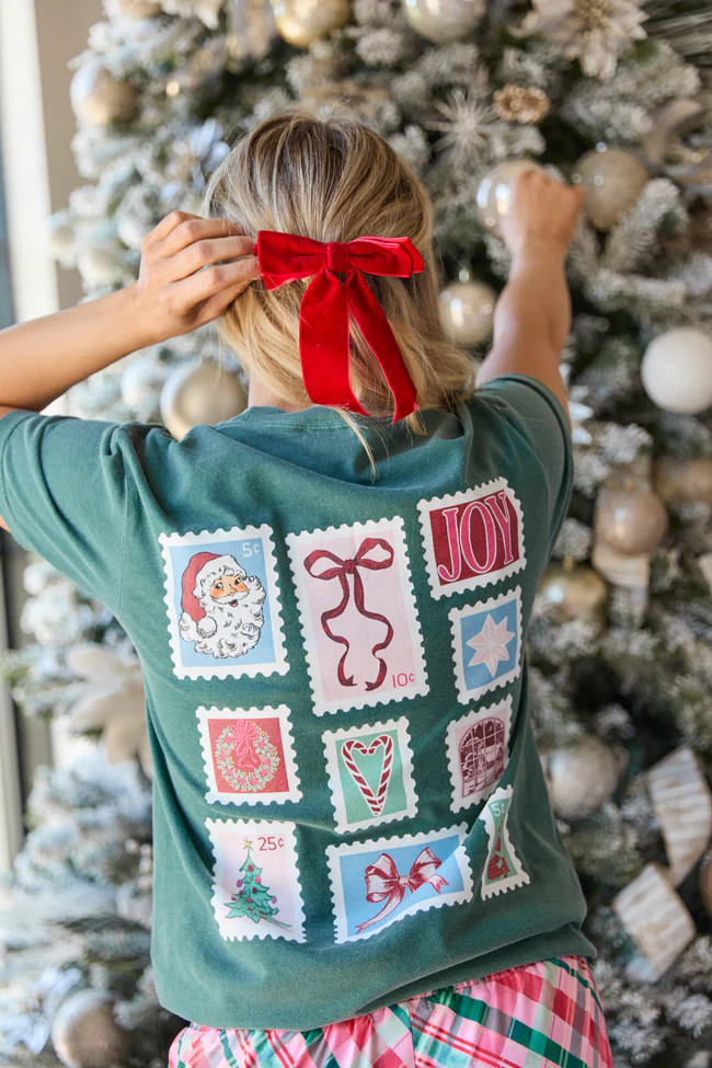 Dear Santa Dark Green Graphic Tee | Pink Lily