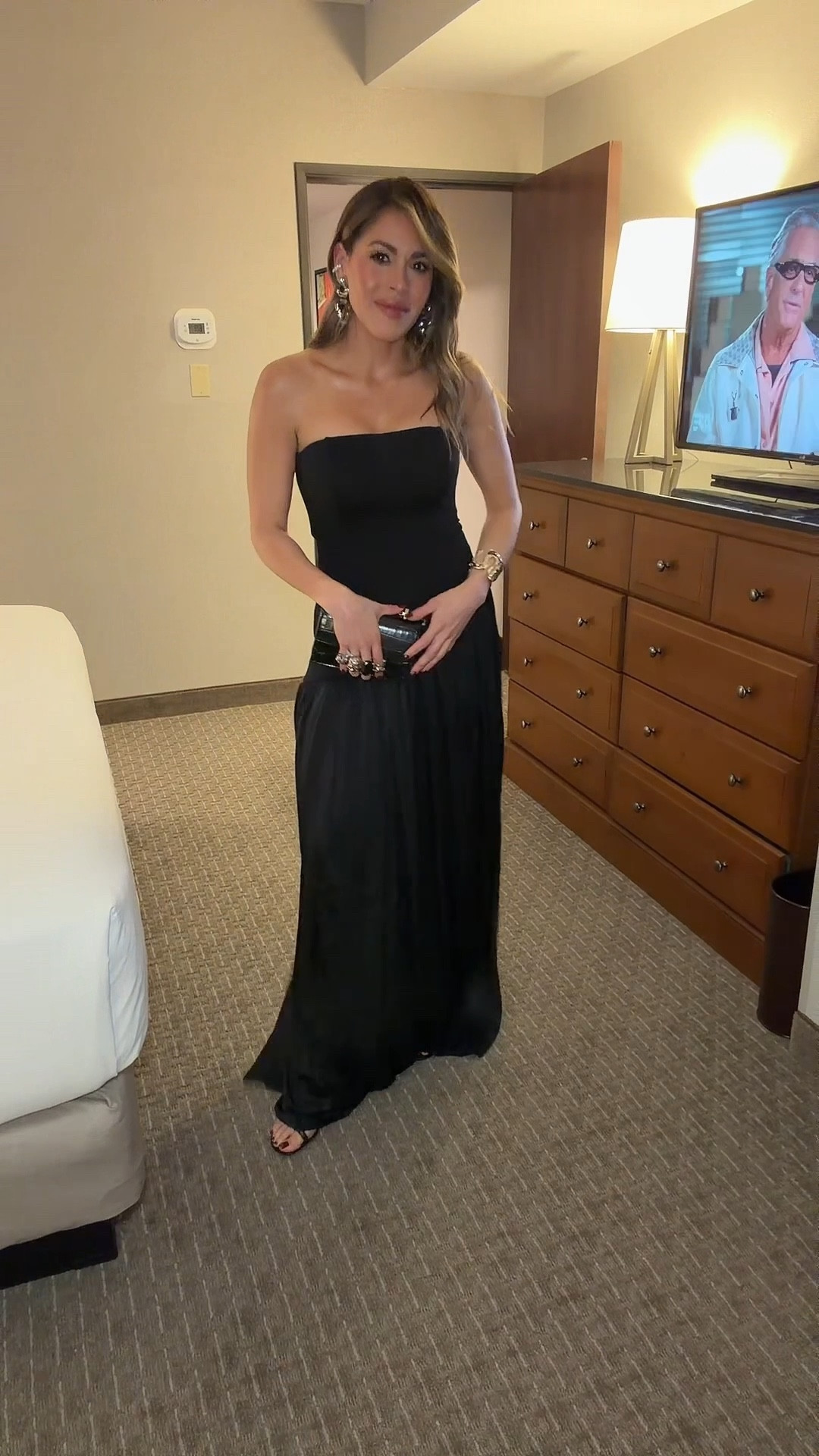 Everyone loved this dress! So flattering and elegant. *it’s very long.

#LTKStyleTip #LTKBeauty #LTKHoliday