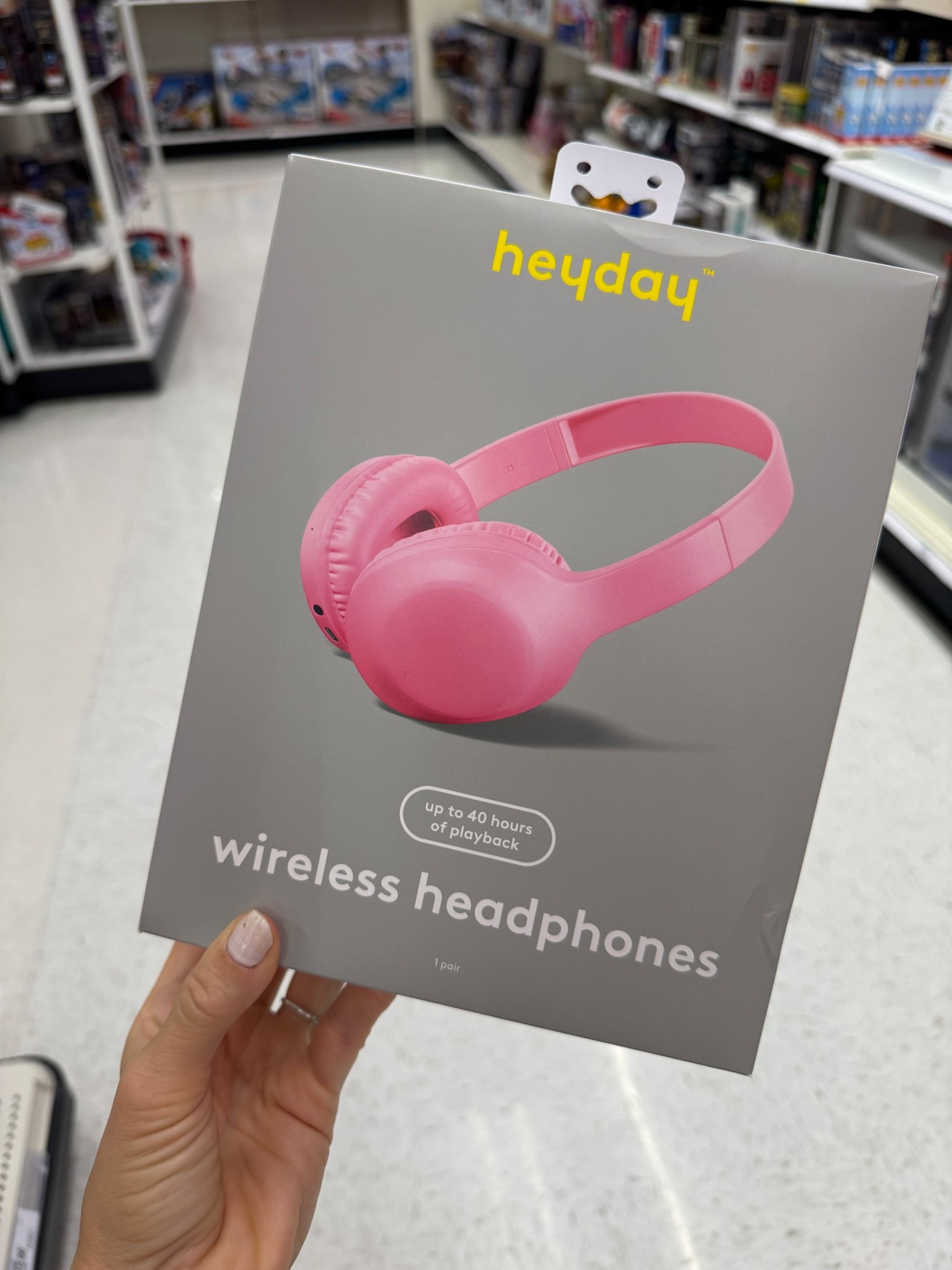 Loving the sound and the style 🎧✨ These Heyday Bluetooth Headphones are my go-to for everything from workouts to work calls. Comfortable fit, great battery life, and seriously sleek design. Wireless convenience with crystal-clear audio? Yes, please. #heydayheadphones #bluetoothheadphones #targetfinds #wirelessaudio #workoutessentials #headphonestyle #techfavorites #moderntech #targetstyle 

#LTKSaleAlert #LTKFindsUnder50 #LTKFindsUnder100