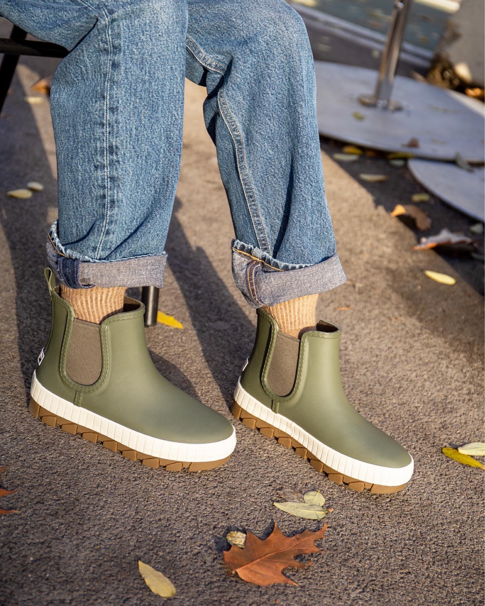 Sperry rubber rain boots online