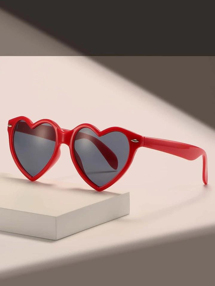 Heart Design Frame Fashion Glasses | SHEIN