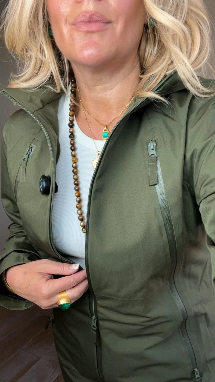 ✨Tap the bell, save and ❤️ start here over 40 fashion, midlife style, midsize fashion and luxury looks for less.  

Okay, these are GOOD. 🤎🍂

I went through so many fall finds, and these are the 6 I’d actually buy and wear on repeat. Comfy, polished, easy to style—and they work with our bodies, not against them.

Lift • skim • balance. Outfit Physics™

👑 Helping you look good, feel good.-Lindsey Denver   Check back daily for belly-friendly style, confidence, and Outfit Physics™.

#LTKOver40 #LTKMidsize #LTKPlusSize

Comment SHOP below to receive a DM with the link to this post on my LTK ⬇ https://liketk.it/6osXq

Comment SHOP below to receive a DM with the link to this post on my LTK ⬇ https://liketk.it/6ot49

Comment SHOP below to receive a DM with the link to this post on my LTK ⬇ https://liketk.it/6oZB2