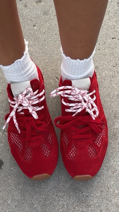 The cool girl sneaker trend is here to stay ❤️ 

 #LTKShoeCrush #SneakerTrend #LTKStyleTip