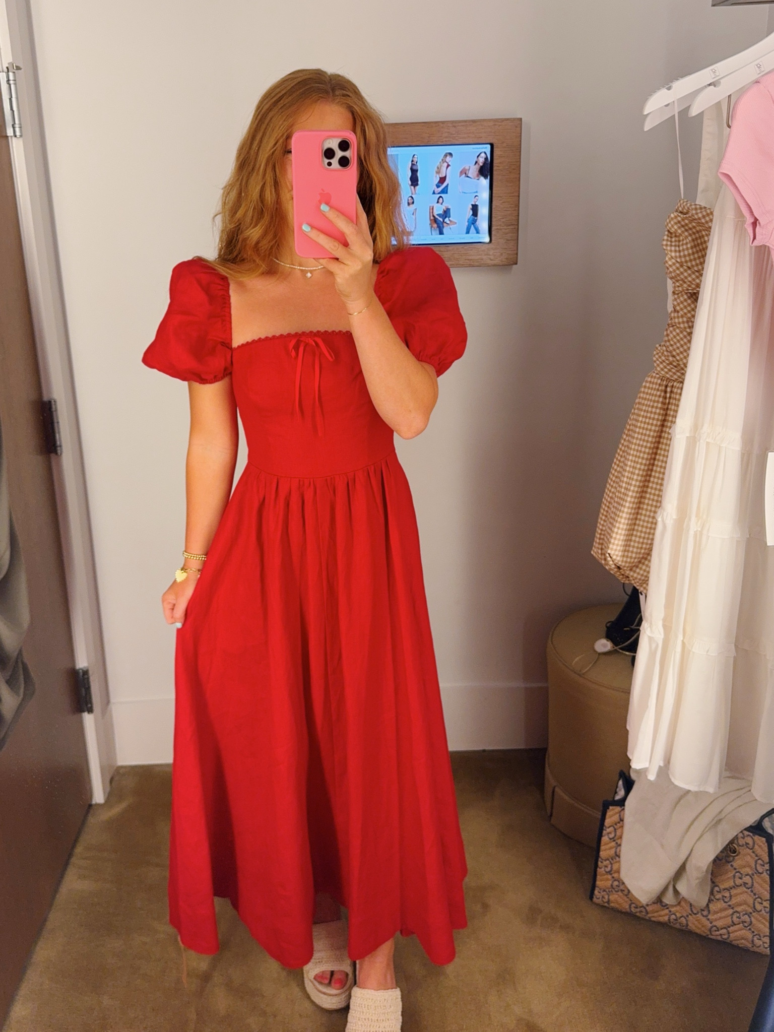 also comes in white! 

#LTKNYFW #LTKSeasonal #LTKFallSale