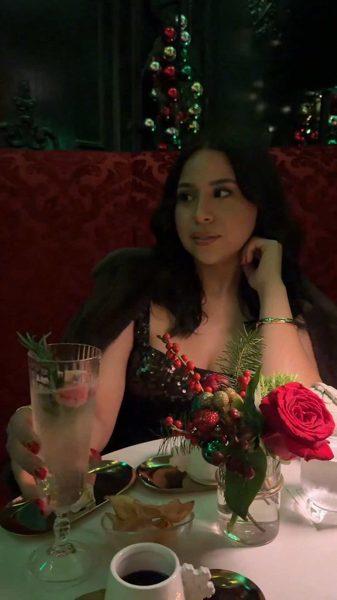 Dress: 4 
Jacket: xs 
Heels: 7 

#LTKFindsUnder100 #LTKootd #LTKHoliday