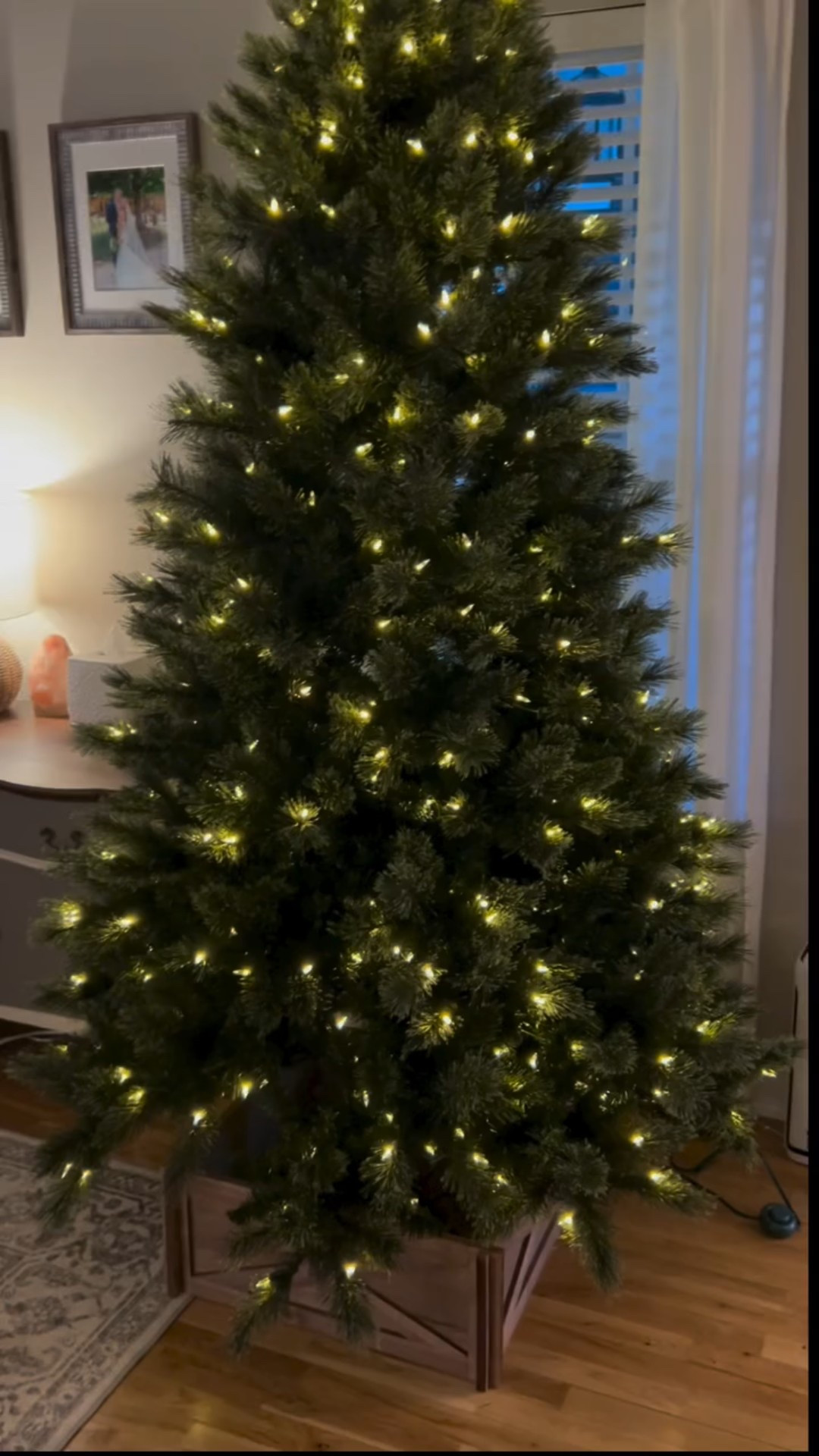 Before → after ✨ Let the holiday decorating begin! 

Do you decorate early or wait until after Thanksgiving? 🎄

Got my tree last year at Hobby Lobby! It’s the Sierra Cashmere Pine Pre-Lit Tree & it’s just as good this year 😍

#christmastree #christmasdecor #cozychristmas #holidaydecor #holidayhome #cozychristmasdecor #neutralchristmas #neutralchristmastree

#LTKHoliday #LTKCyberWeek