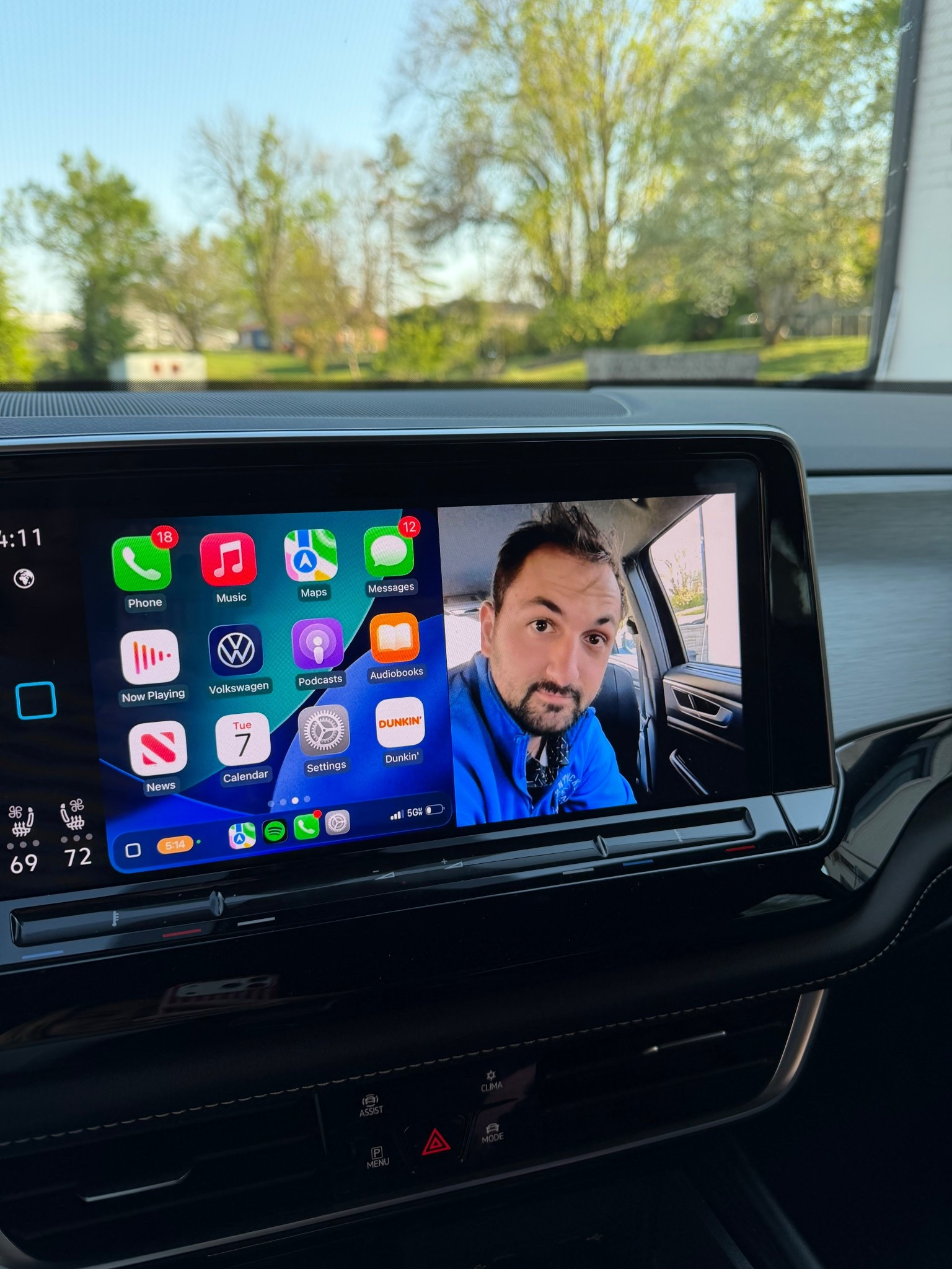 being able to use Carplay and also see the baby (marsh used for demonstration 😂) is so handy!!! Def recommend this little gadget for all my mom/dad pals that have Carplay ! 🤩

#LTKBaby #LTKTravel #LTKmomlife