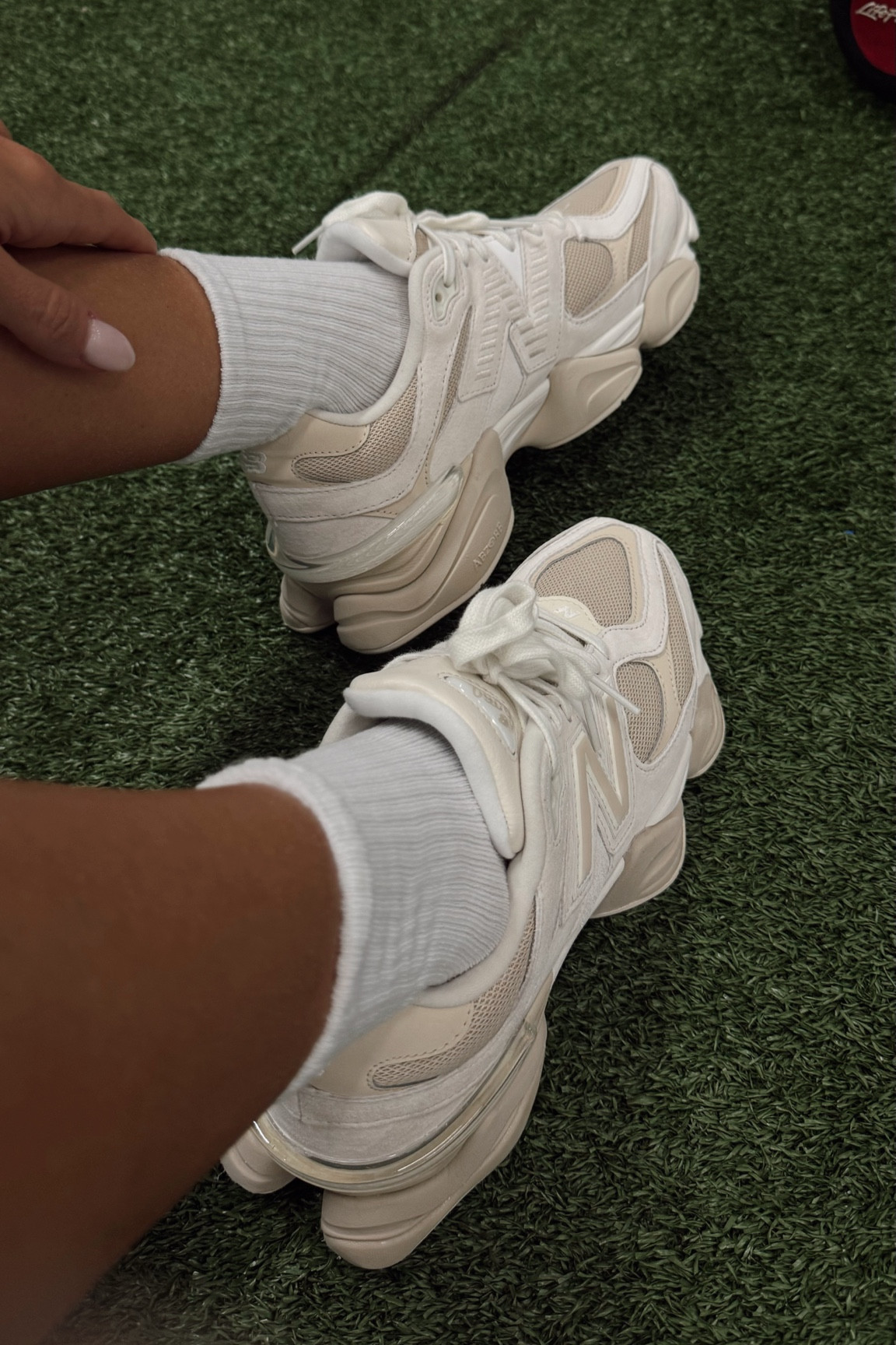 Fall NBs 🤎🧸🍂

#newbalance #9060

#LTKShoeCrush