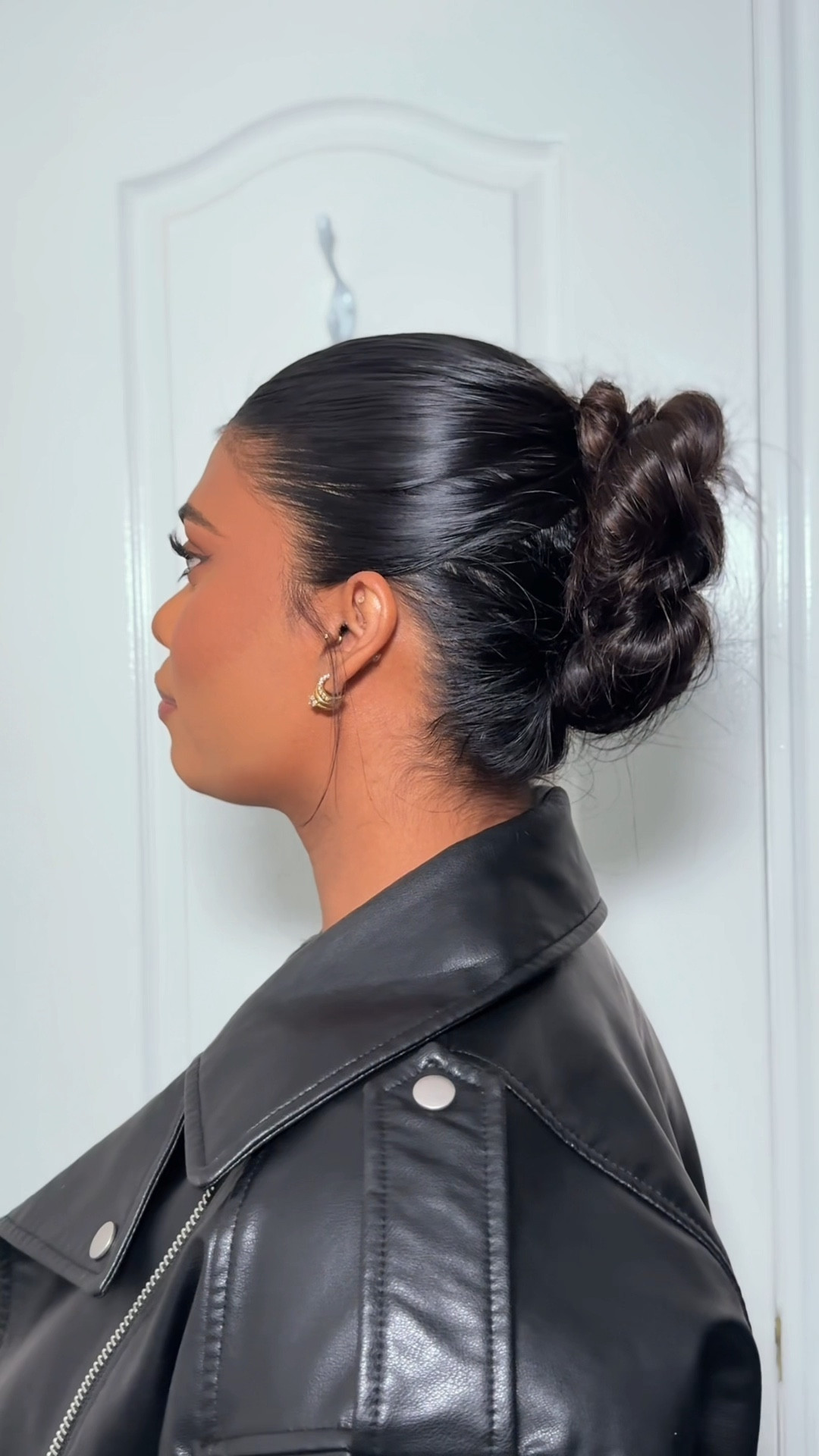 sleek back double bun for greasy/oily hair days 

#LTKbeauty #LTKcanada #LTKsummer