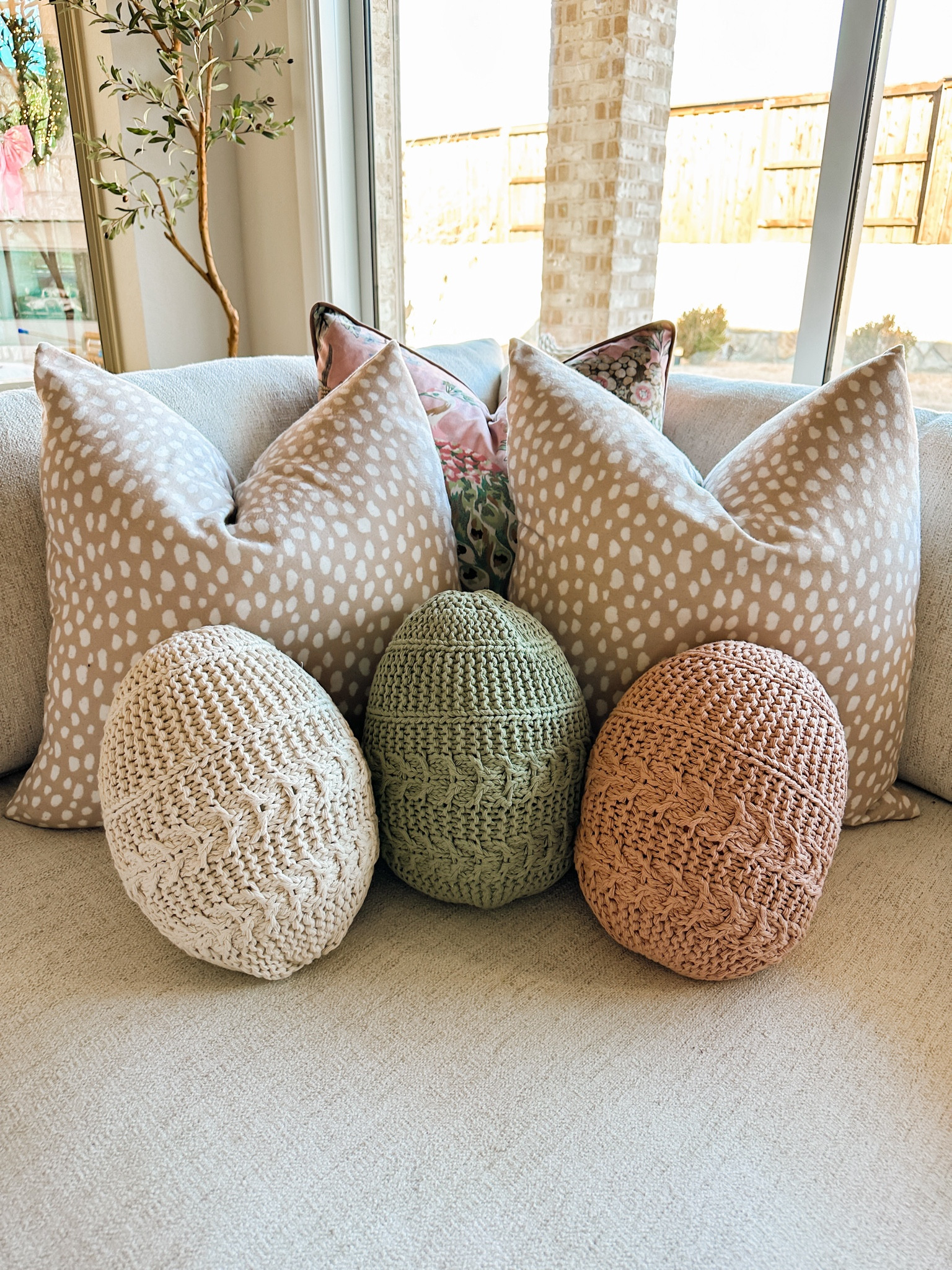 Easter spring home decor 