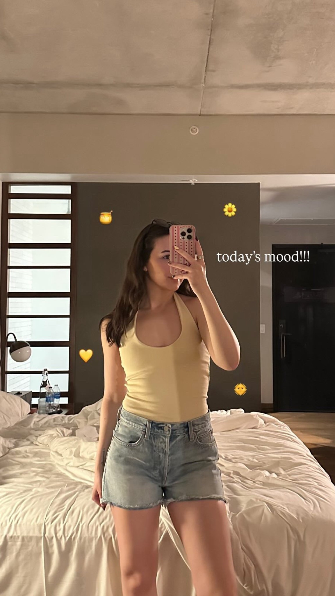casual outfit - denim shorts and halter top - perfect for fall and spring in the south 💛 




fall transition, early fall, denim shorts, jeans, aritizia, yellow 

#LTKSeasonal #LTKTravel #LTKStyleTip